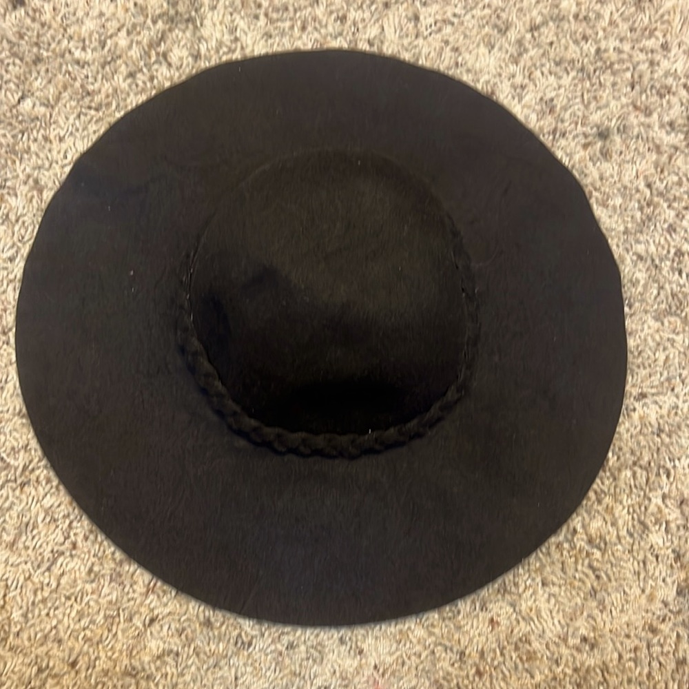Black hat